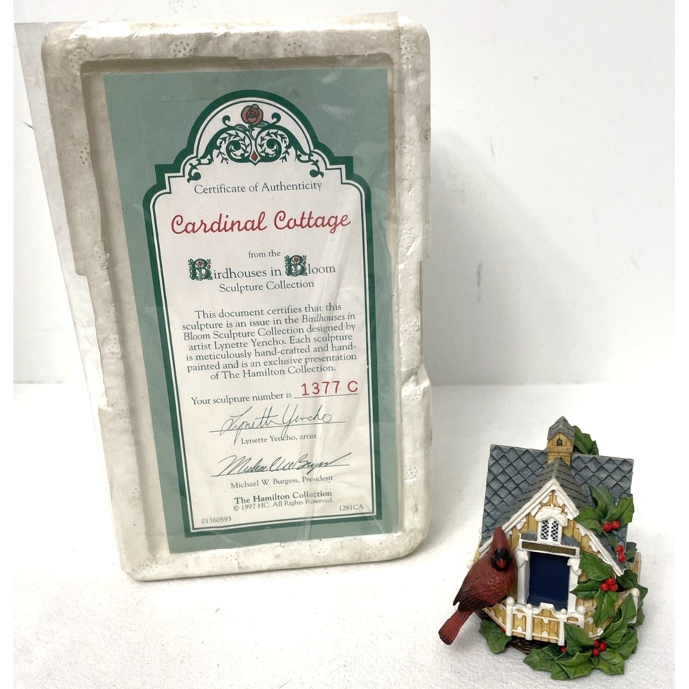 Vtg Cardinal Cottage Birdhouses in Bloom Hamilton Collection Bird Holly 1997